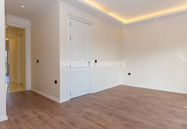 Duplex Villa with Garden and Pool in Istanbul Beylikduzu 29