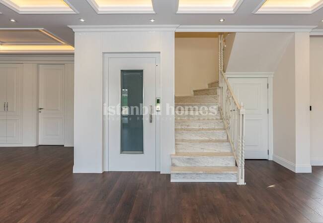 Duplex Villa with Garden and Pool in Istanbul Beylikduzu 38