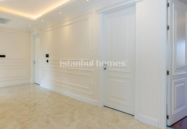 Duplex Villa with Garden and Pool in Istanbul Beylikduzu 42