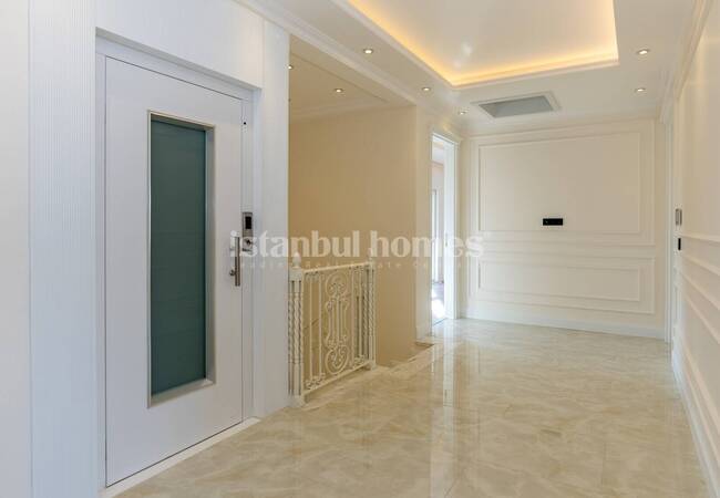 Duplex Villa with Garden and Pool in Istanbul Beylikduzu 43