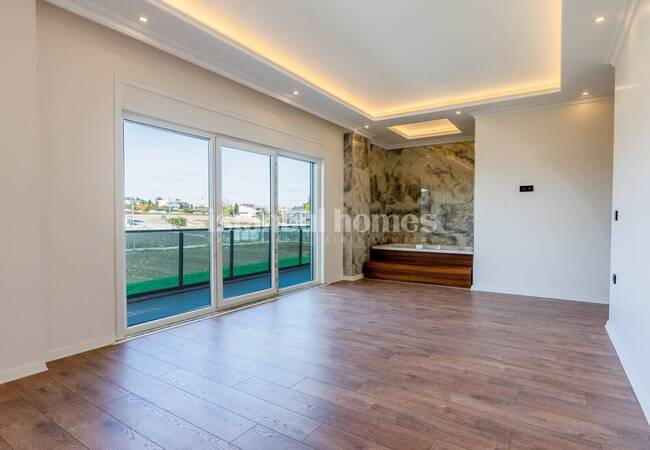 Duplex Villa with Garden and Pool in Istanbul Beylikduzu 20