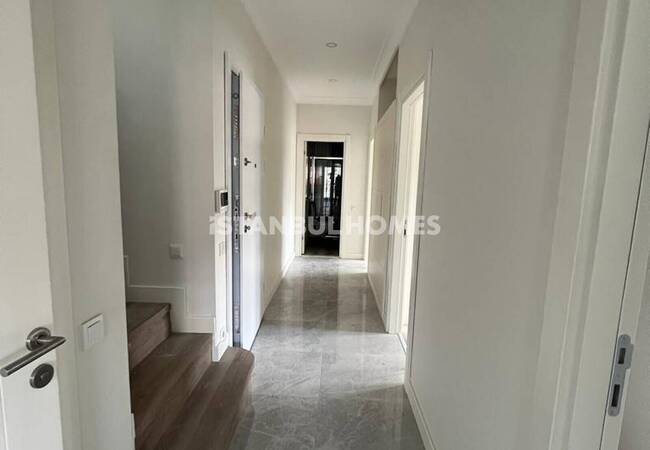 آپارتمان دوبلکس با فضای داخلی جادار در بشیکتاش 7