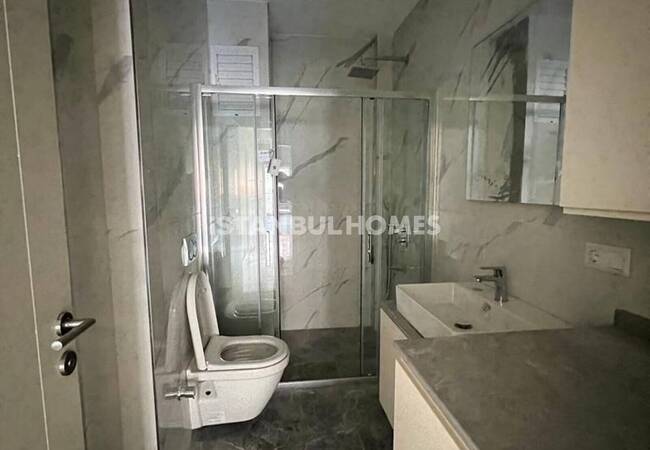 آپارتمان دوبلکس با فضای داخلی جادار در بشیکتاش 11