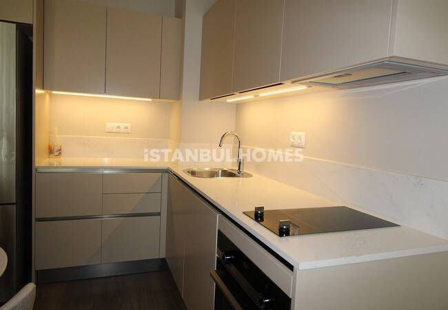 İstanbul Kağıthane'de Merkezi Konumda Prestijli Binada Daireler 8