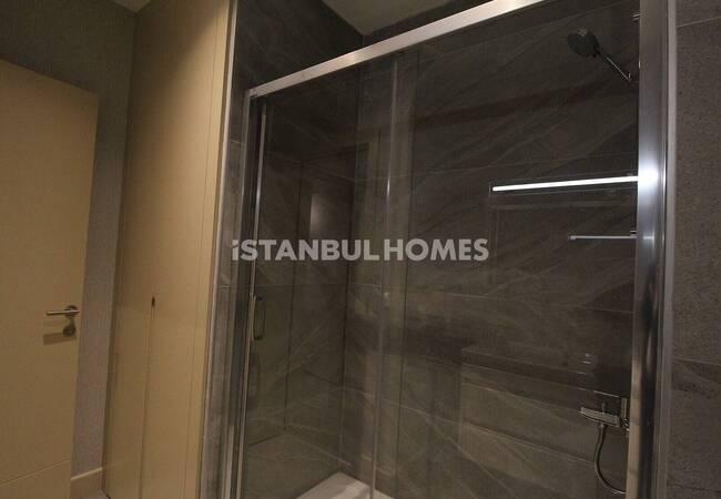 İstanbul Kağıthane'de Merkezi Konumda Prestijli Binada Daireler 17