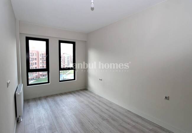 شقق مطلة على الطبيعة والغابات مع مجمع سكني في اسطنبول 32