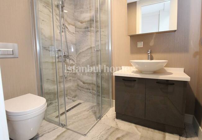 شقق مطلة على الطبيعة والغابات مع مجمع سكني في اسطنبول 41