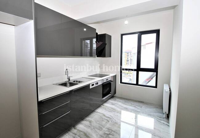 شقق مطلة على الطبيعة والغابات مع مجمع سكني في اسطنبول 24