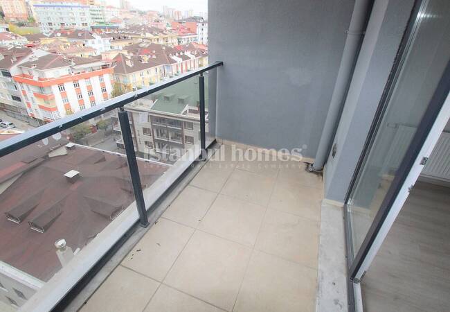 Modern Real Estate with City View in Istanbul Kucukcekmece 35