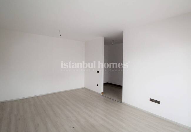 Modern Real Estate with City View in Istanbul Kucukcekmece 19