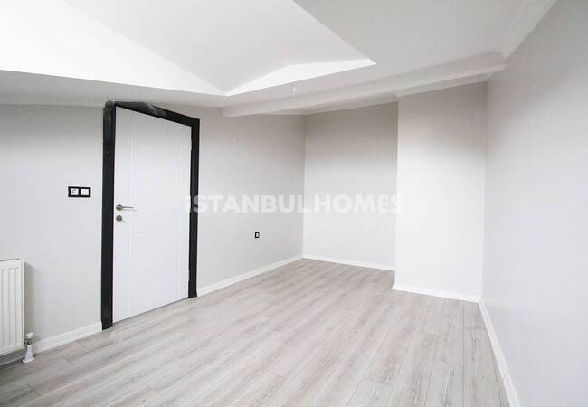 Spacious Duplex Flat in Center of Istanbul Eyupsultan 14