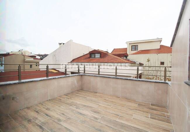Spacious Duplex Flat in Center of Istanbul Eyupsultan 16