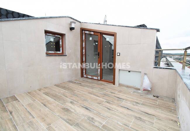 Spacious Duplex Flat in Center of Istanbul Eyupsultan 20