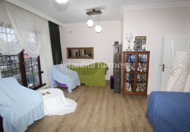 Haus Mit Garten Im Zentrum Von Zekeriyakoy Sariyer 23