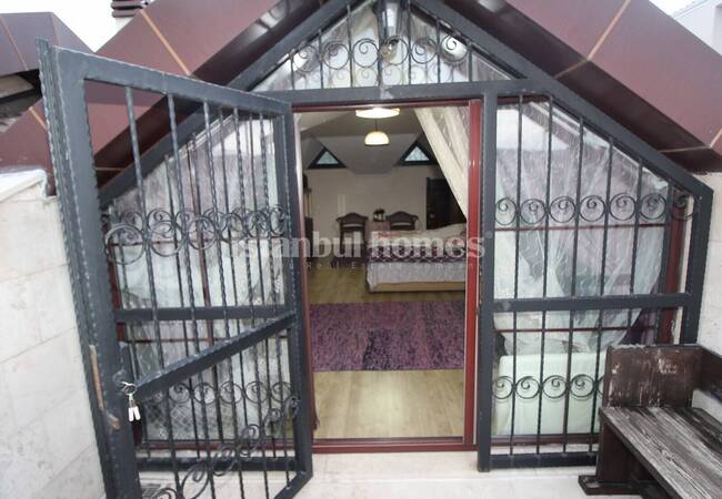 Haus Mit Garten Im Zentrum Von Zekeriyakoy Sariyer 26