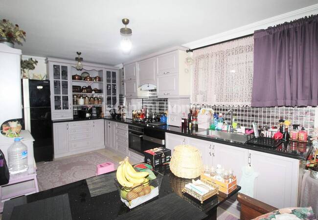 Haus Mit Garten Im Zentrum Von Zekeriyakoy Sariyer 13