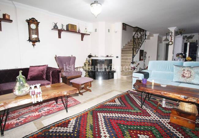 Haus Mit Garten Im Zentrum Von Zekeriyakoy Sariyer 14