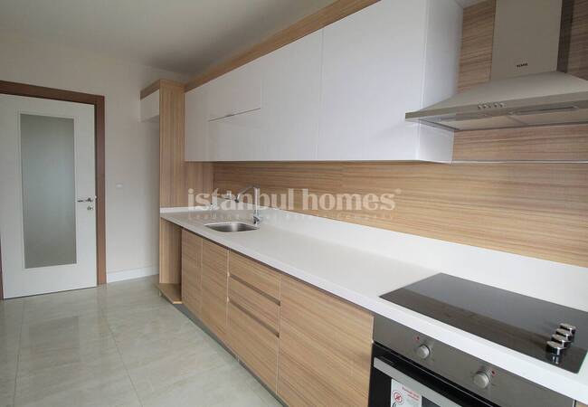 Key Ready Flats with City View in Kucukcekmece Istanbul 20