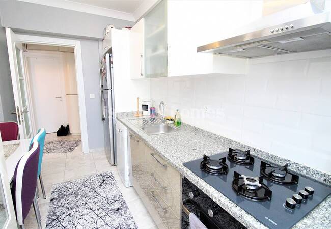 Property in a Complex with Pool in Pendik Istanbul 14