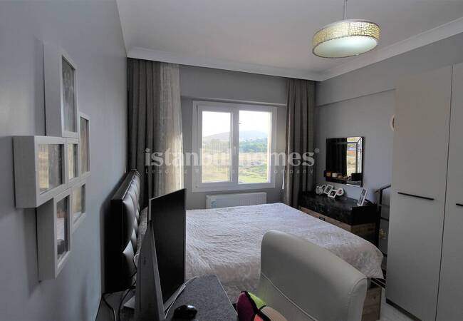 Property in a Complex with Pool in Pendik Istanbul 16