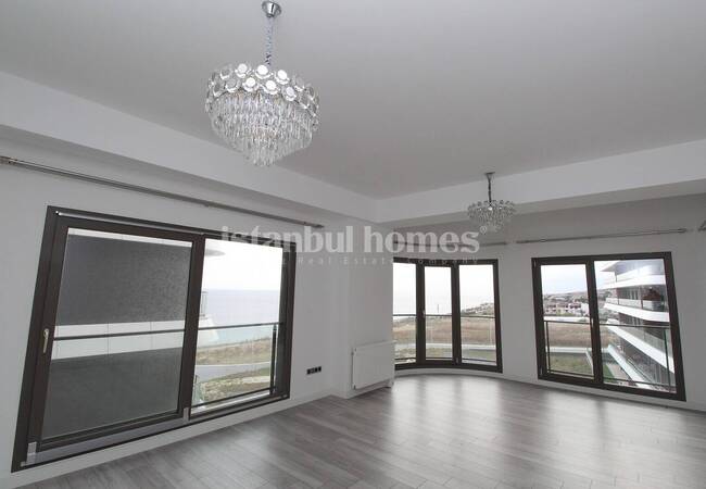 Apartment with Unique Sea View in Istanbul Buyukcekmece 14