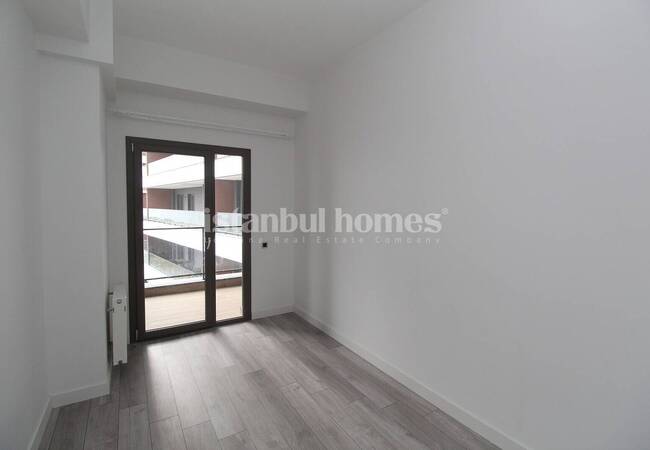 Apartment with Unique Sea View in Istanbul Buyukcekmece 20