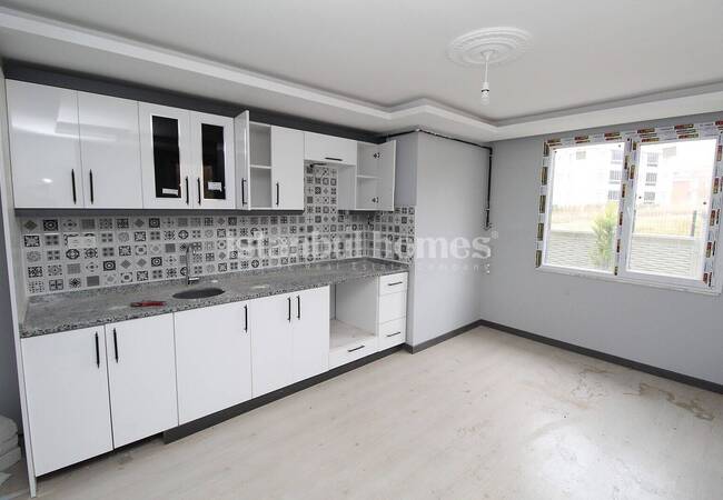 2-bedroom Brand New Apartment with Garden in Beylikduzu 9