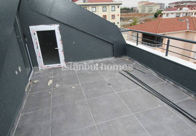 Duplex 4 Chambres Près De La Marina À Istanbul Beylikduzu 19