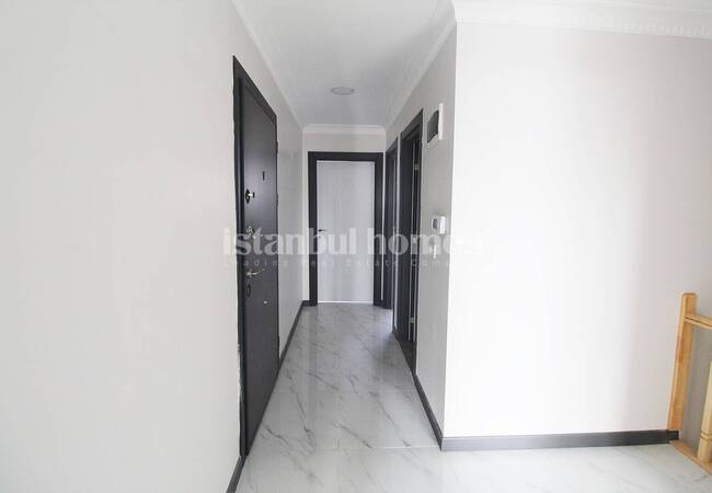 Key Ready Apartments with Spacious Living Areas in Istanbul 24