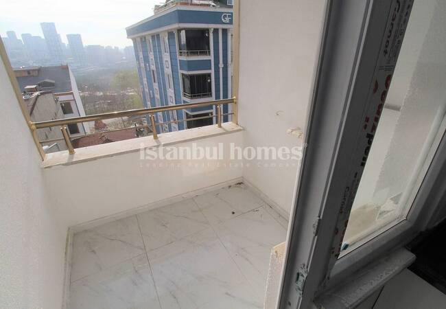 Key Ready Apartments with Spacious Living Areas in Istanbul 27