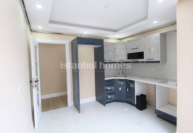Well-located 1+1 Flat Close to Bazaar in Eyüpsultan Istanbul 7