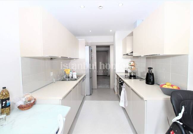 Sea View Apartment Close to the Airport and Metro in Tuzla 21