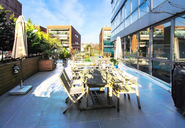Terrassenwohnung In Einem Prämierten Komplex In Eyupsultan 26