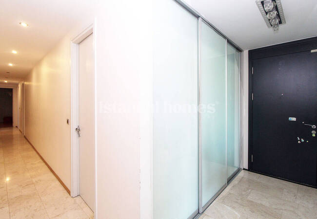 Terrassenwohnung In Einem Prämierten Komplex In Eyupsultan 29