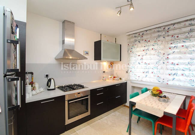 Terrassenwohnung In Einem Prämierten Komplex In Eyupsultan 8