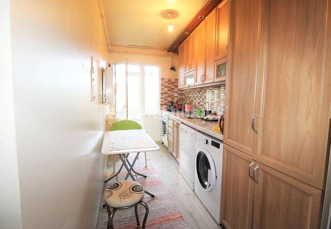 3-bedroom Apartment with Golden Horn View in Beyoglu Istanbul 5