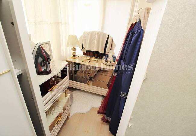 Property in a Secure Complex with Parking Lot in Istanbul 18