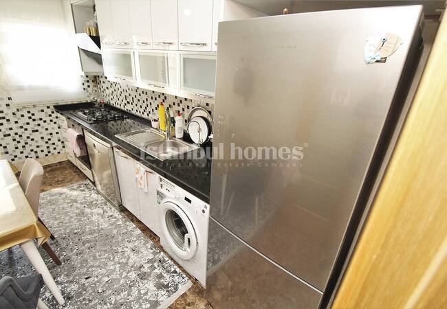 Property in a Secure Complex with Parking Lot in Istanbul 12