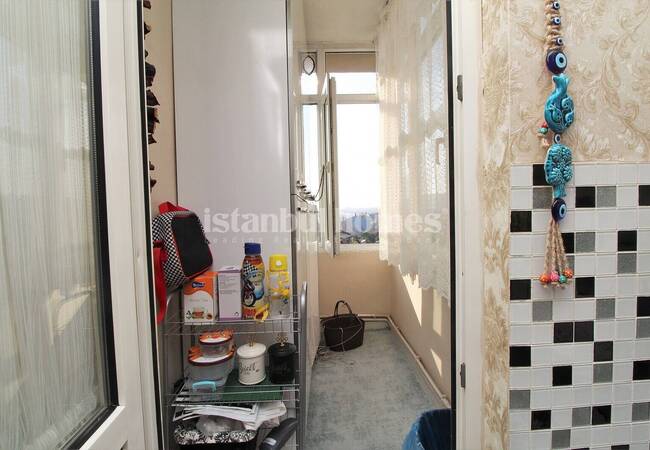 Property in a Secure Complex with Parking Lot in Istanbul 15