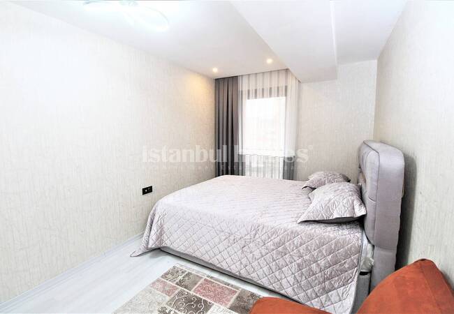 Real Estate in a Secure Complex Close to Airport in Istanbul 11