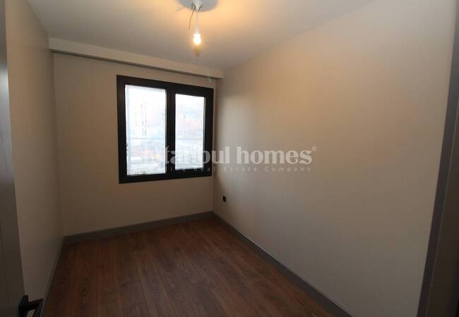 Real Estate in Avcilar Istanbul 500 M From Metrobus and Highway 11