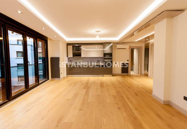 Einzugsfertige Wohnungen 550 M Vom Taksim-platz In Beyoglu 2