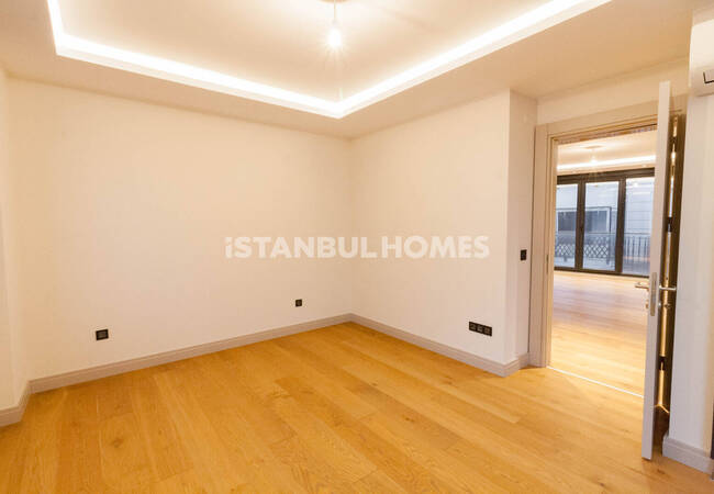 Einzugsfertige Wohnungen 550 M Vom Taksim-platz In Beyoglu 7