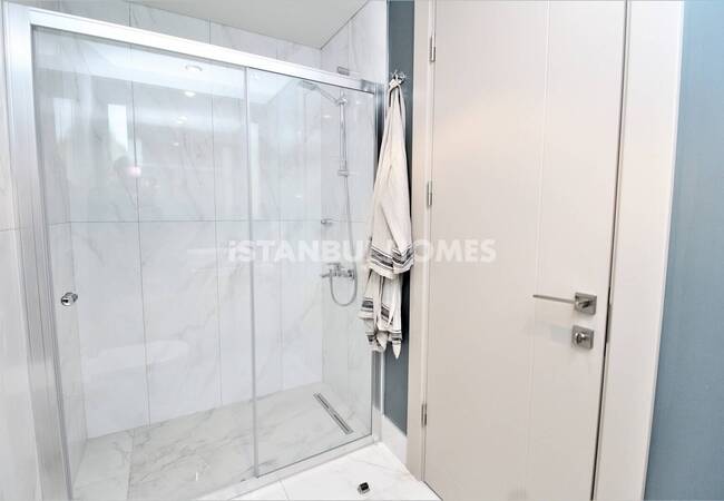 آپارتمان نزدیک به جاده اصلی و ایستگاه مترو در چکمکوی، استانبول 23