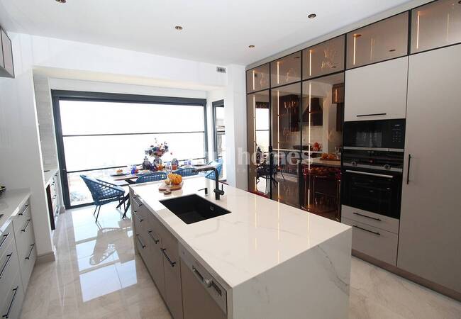 Beylikdüzü Marina’ya 1,5 Km Mesafede Geniş ve Lüks Daireler 20