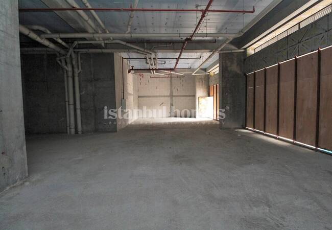 Shops with High Rental Income Potential in Istanbul Basaksehir 9