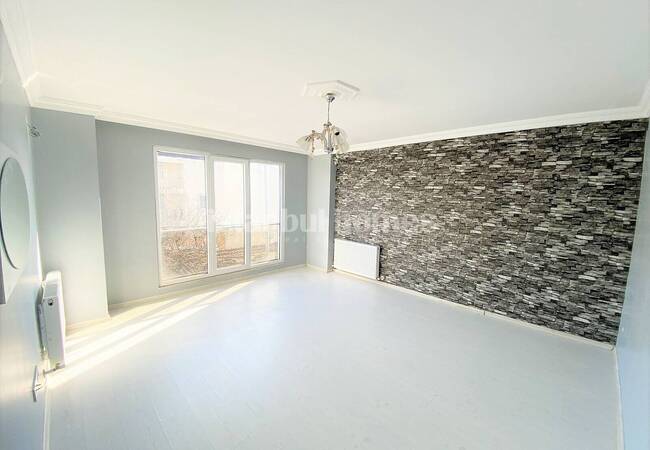 Turnkey Apartment Close to Main Road and Sea in Istanbul Beyoglu 2
