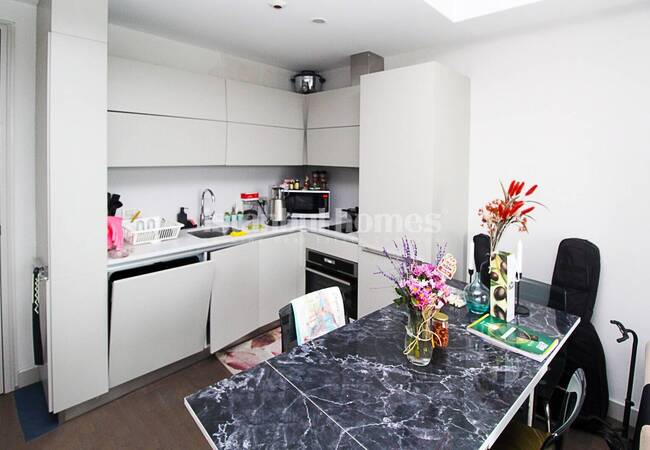 Flat with Balcony Near Metro and Metrobus in Bakirkoy Istanbul 8