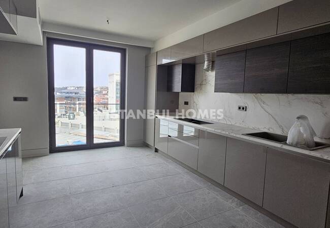 Central-located Modern Real Estate in Burhaniye Uskudar 13