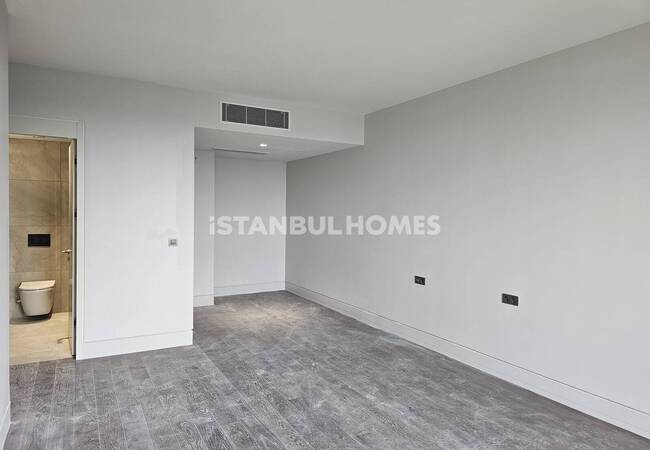 Central-located Modern Real Estate in Burhaniye Uskudar 17